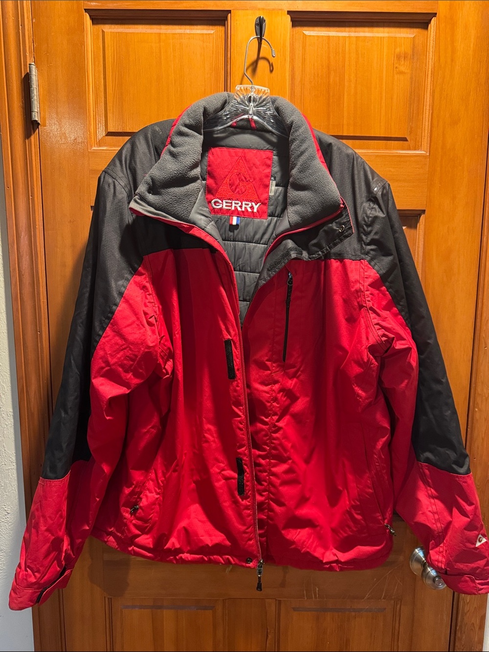 Gerry Men’s Red and Black Color-block Heavyweight Winter Ski Jacket Size XL